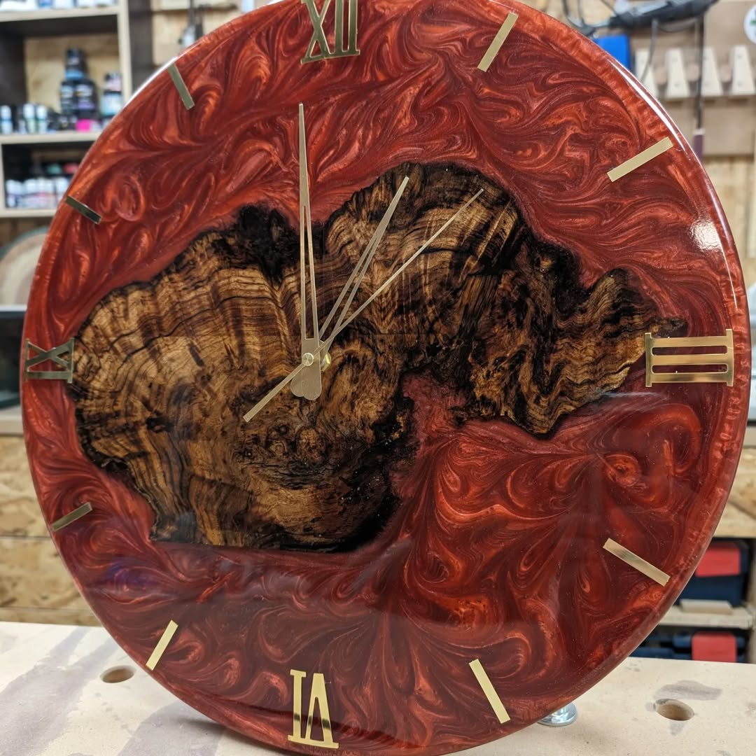 Wall Clock - Casting