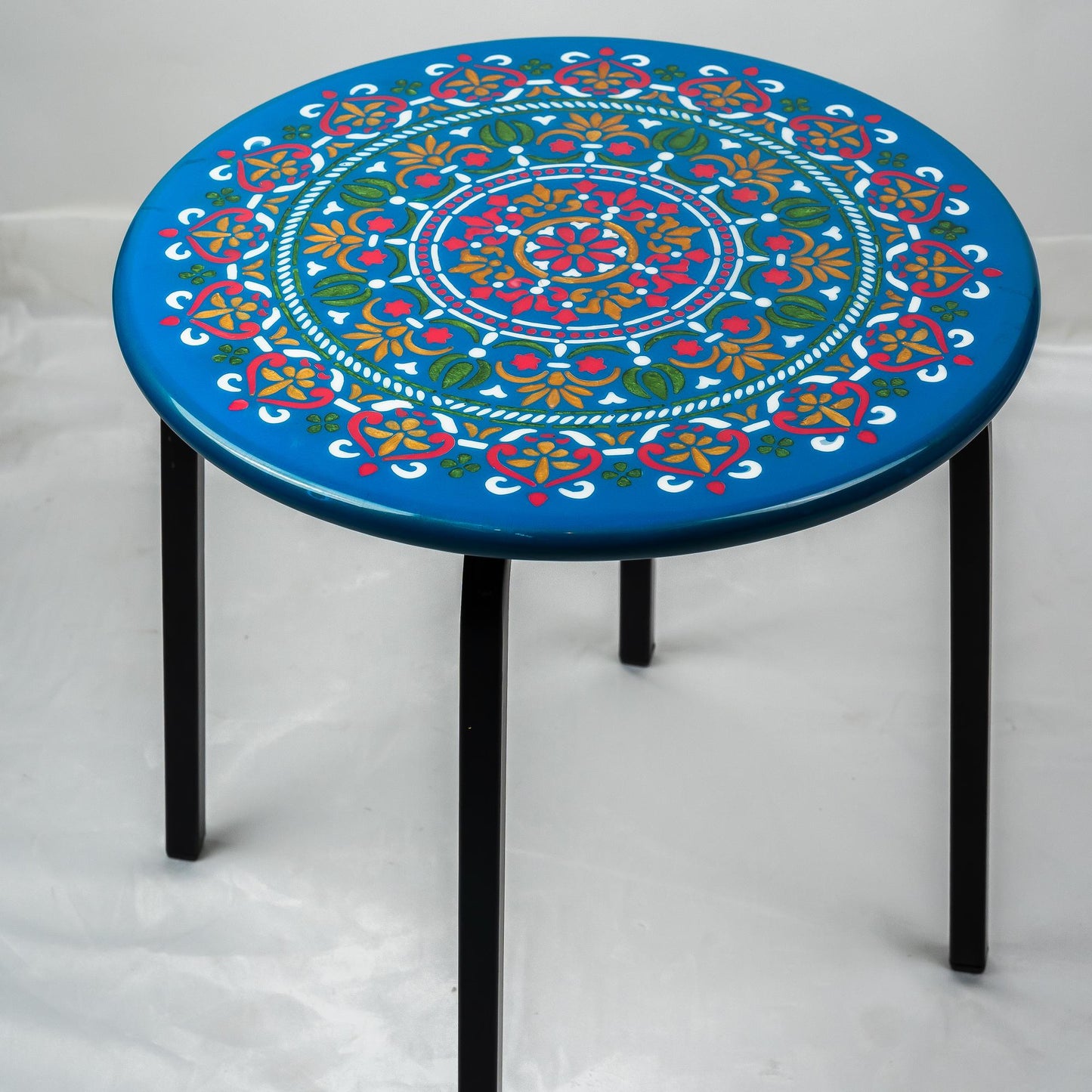 Countertop Round Inlay Table- 24 inch
