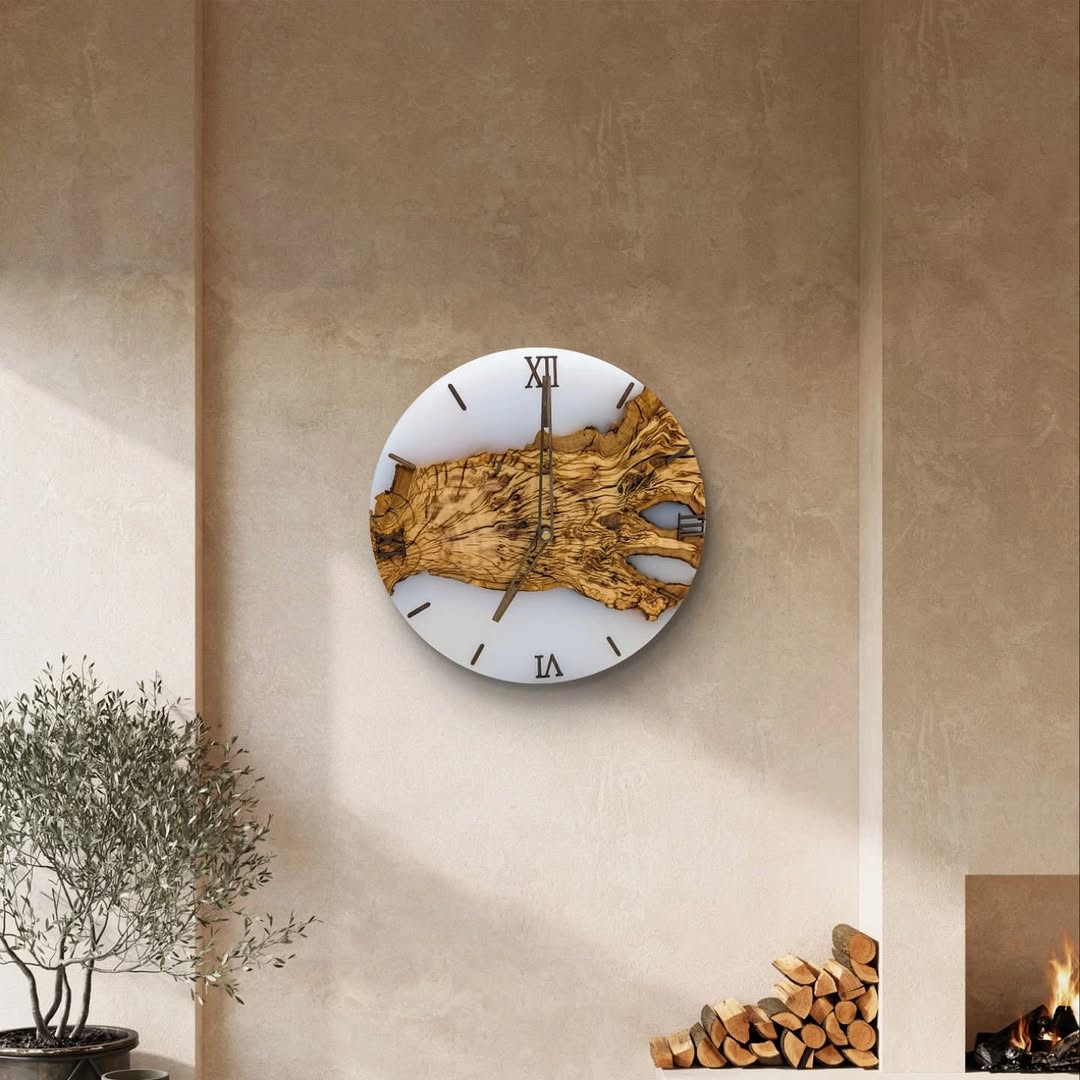 Wall Clock - Casting