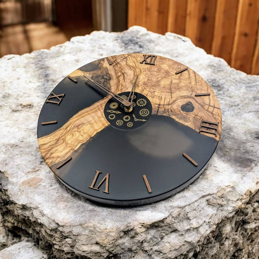 Wall Clock - Casting